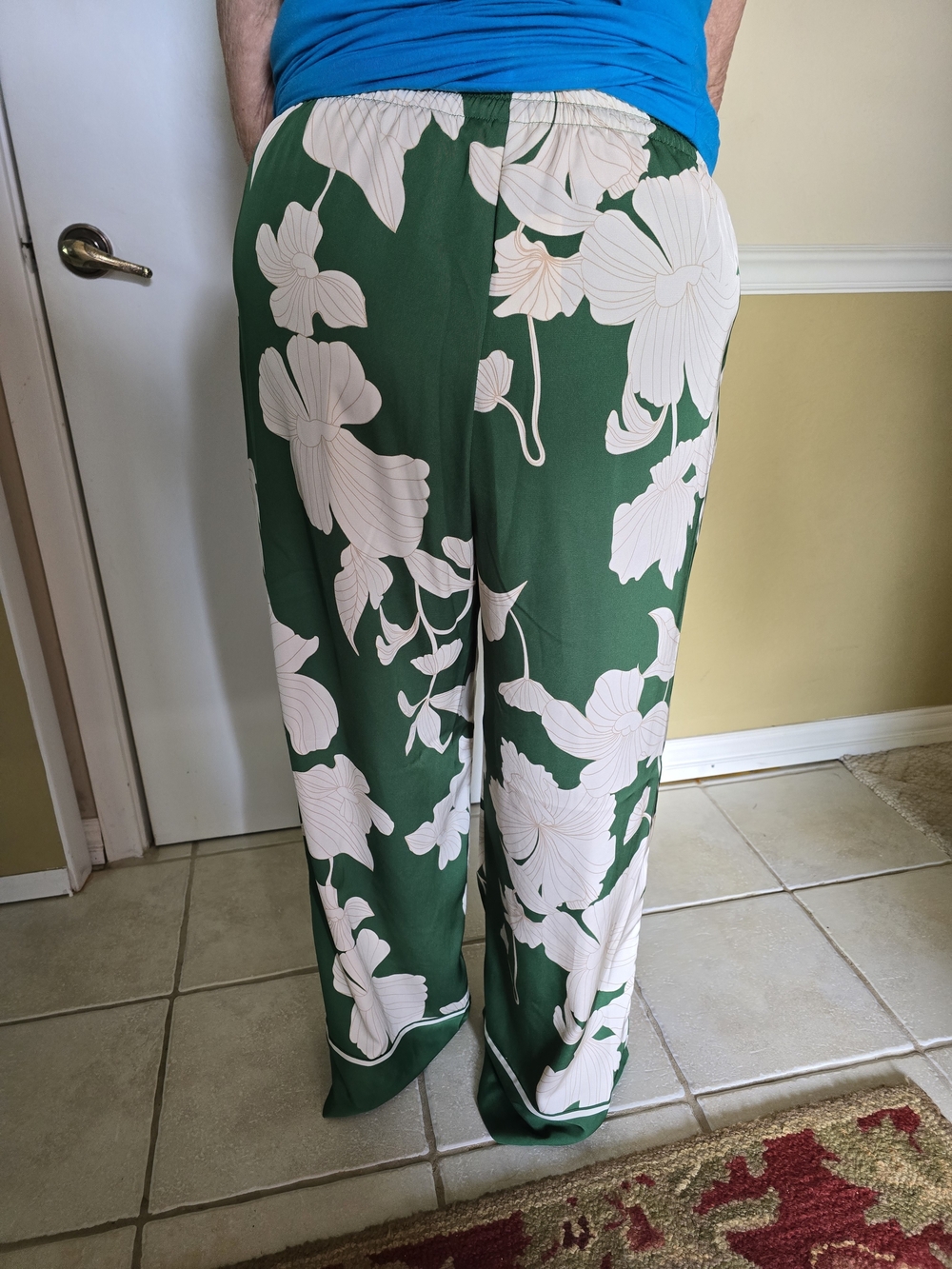 H&M Green Wide-Leg Floral Drawstring Pants - Picture 4 of 4